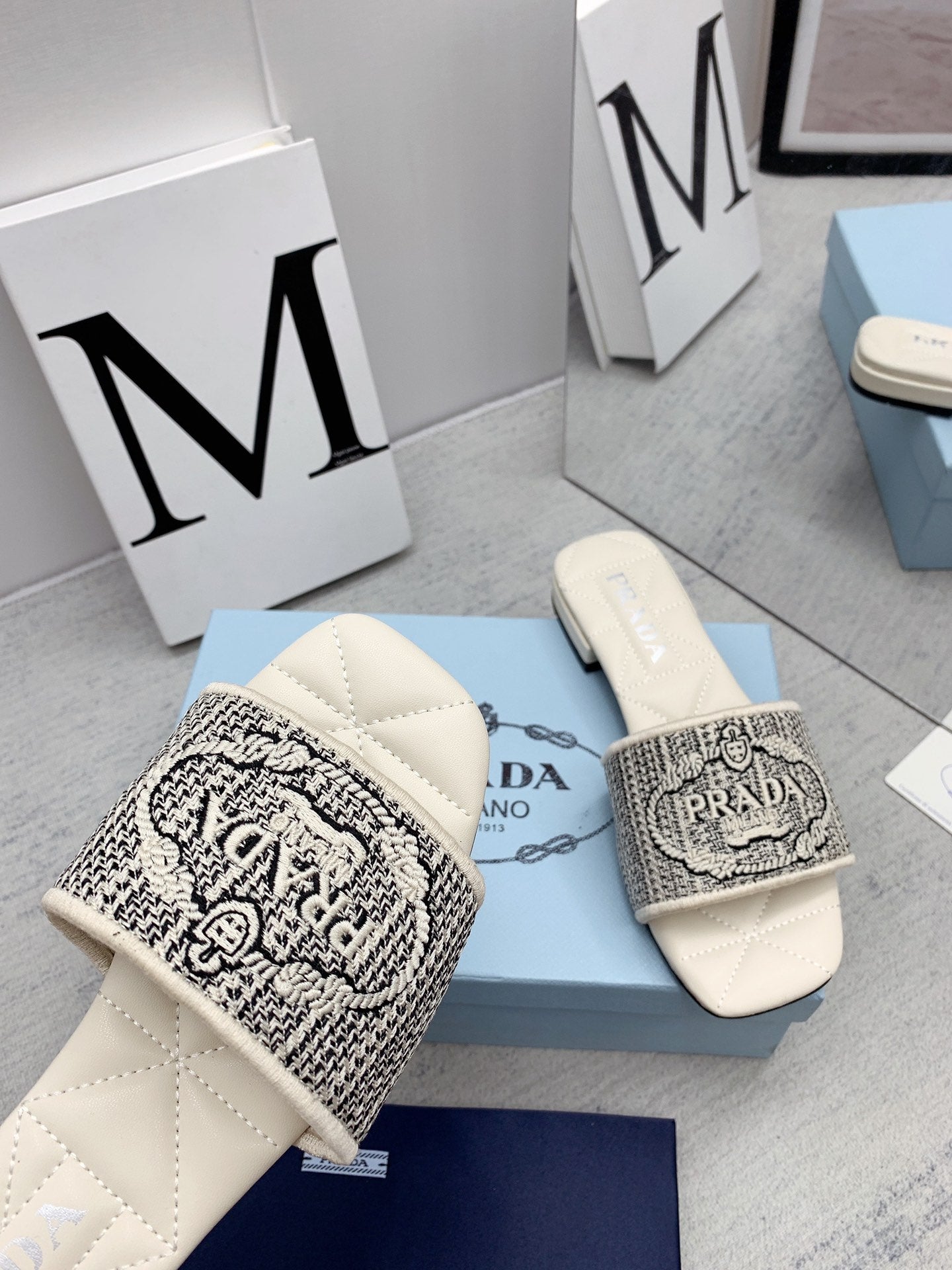Prada 2026 Slippers Embroidery Canvas Sheepskin 731065