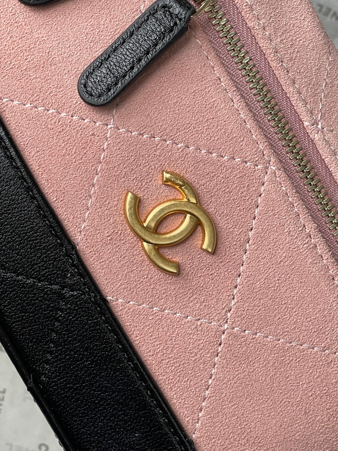 Chanel 2026 Vanity Bag 19.5cm Pink mix Black Suede Leather