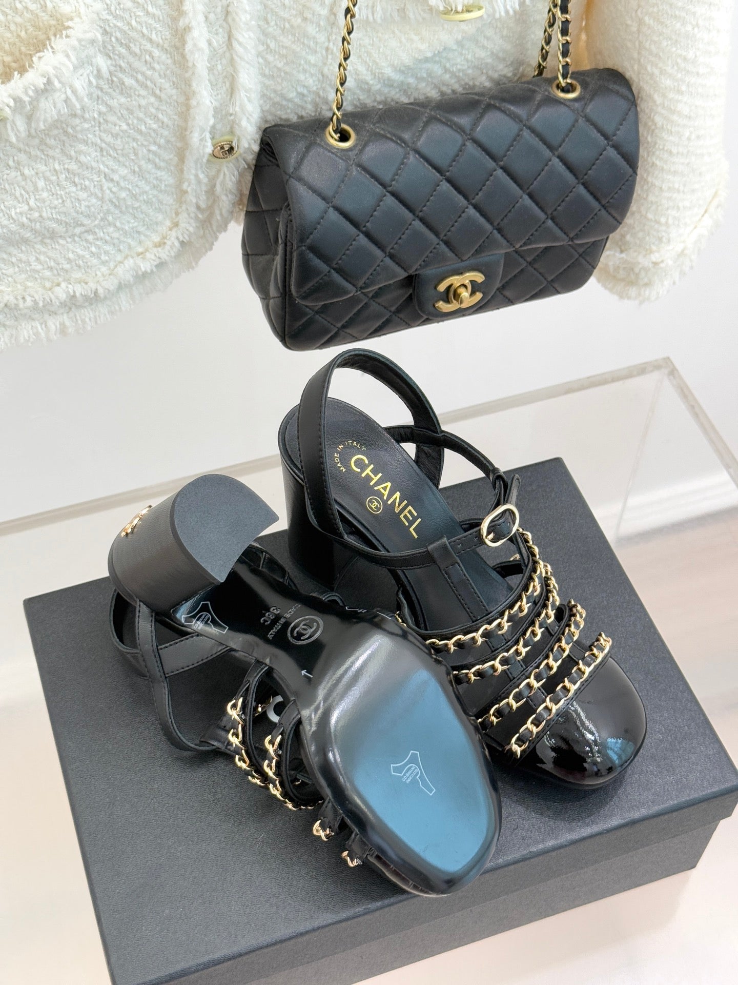 CC 26 Slingback Black Glossy Sheepskin & Calfskin 609980