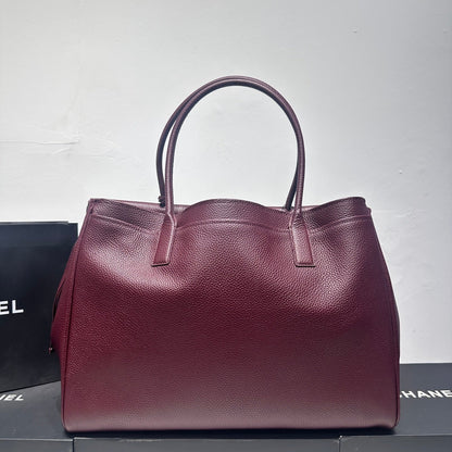 Chanel 2026 Large Shopping Bag 43cm Burgudny Grained Calfskin 363704