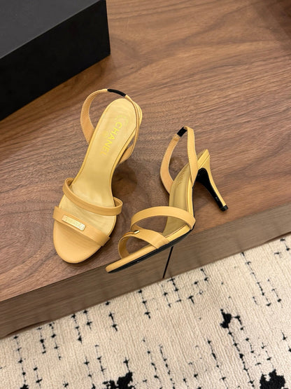 CC 26s Sandals 80 Beige Sheepskin 183529
