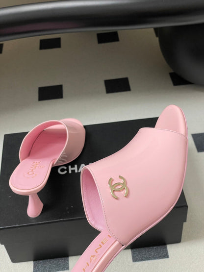 CC 26 Sandal Pink Patent Leather 593320
