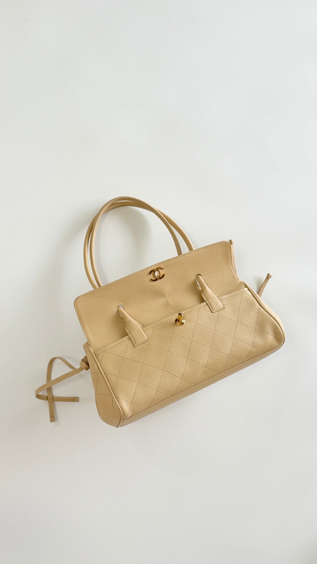 Chanel 2026 Shopping Bag 30.5cm Beige Grained Calfskin