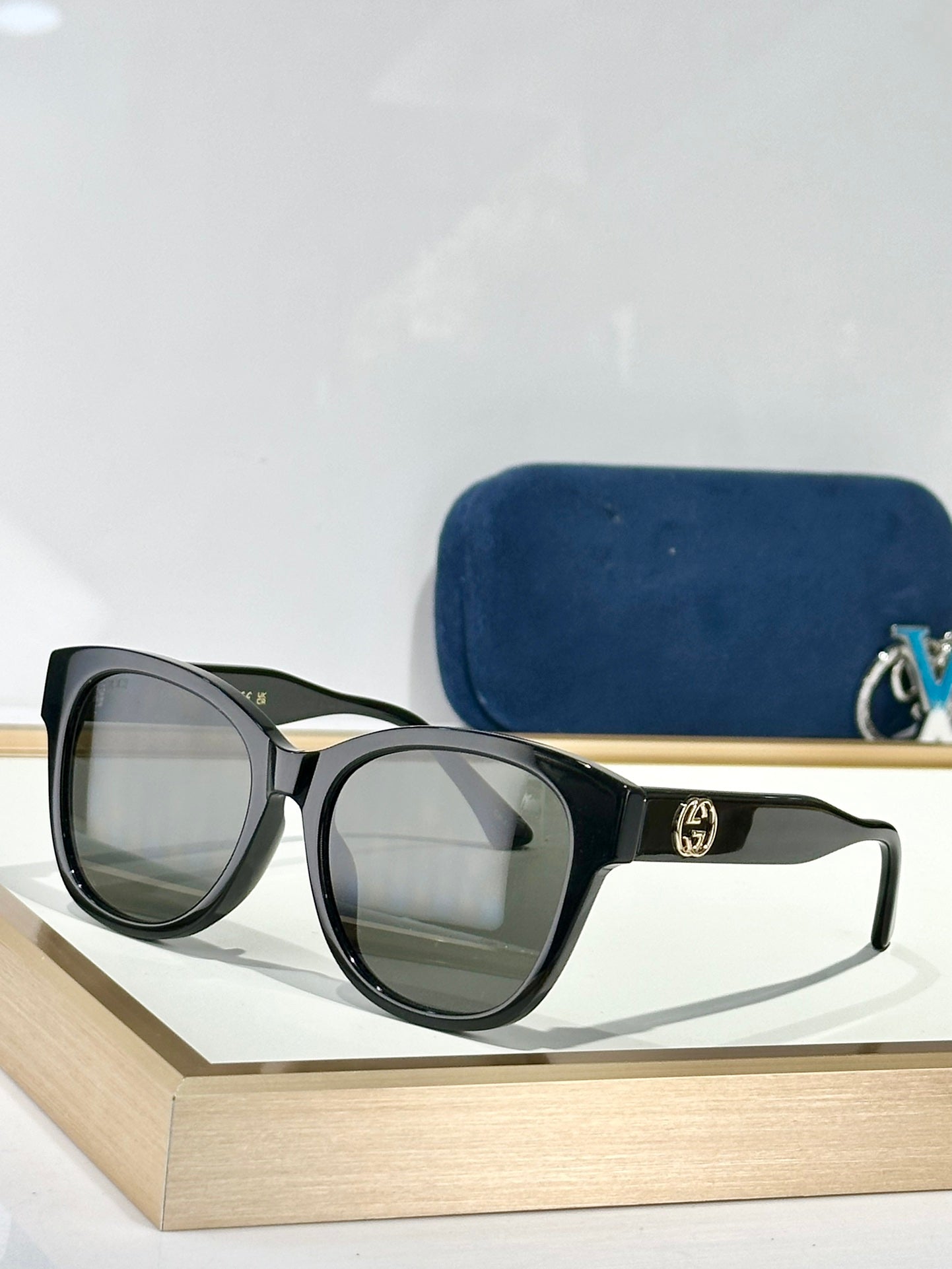 GUCCI Sunglasses-GG1866SK